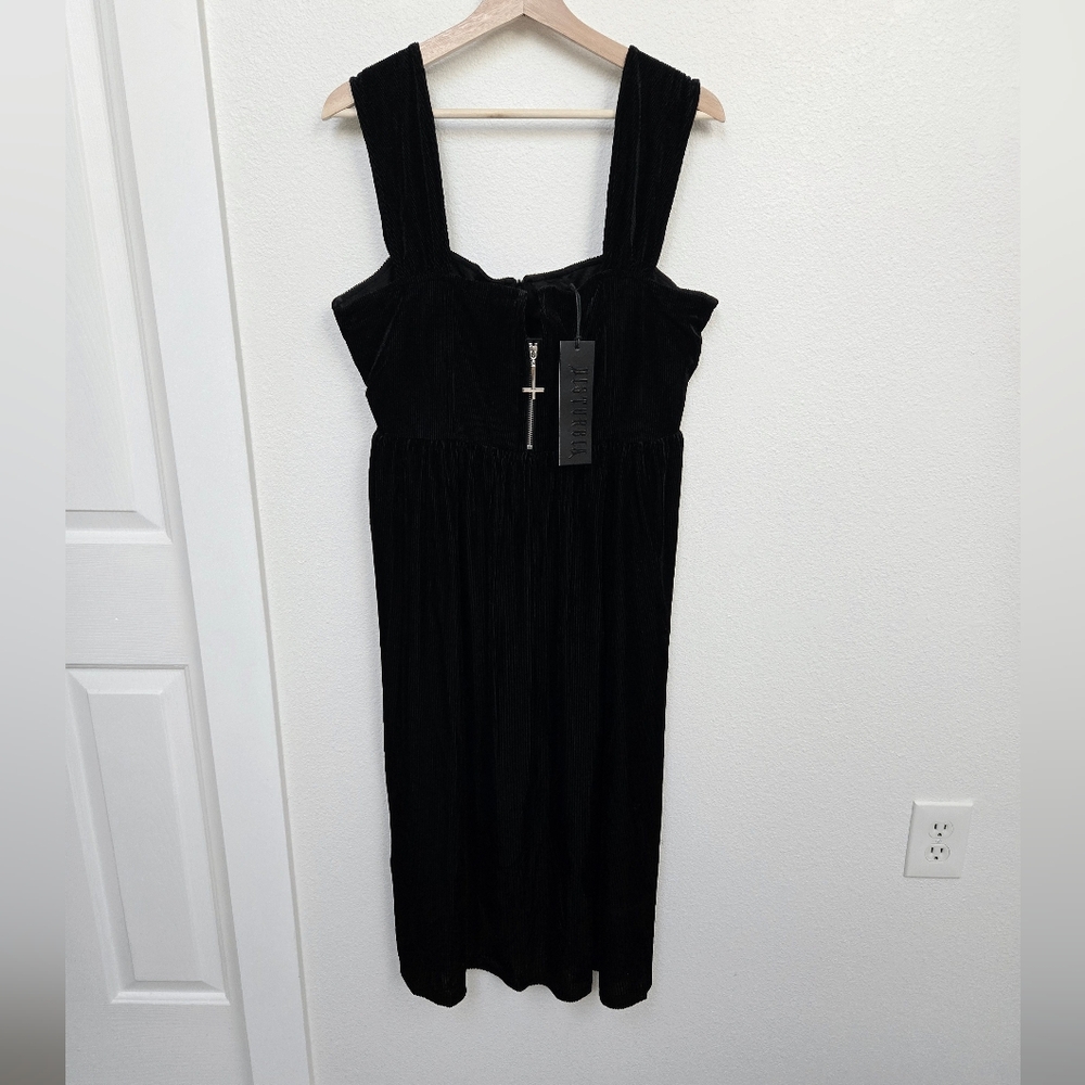 NWT Disturbia Heartless Midi Dress
